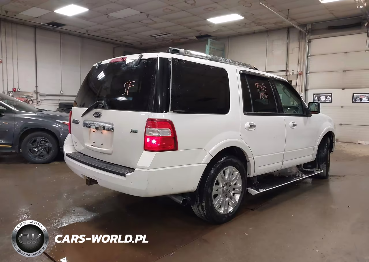 2014 Ford Expedition Limited VIN:1FMJU2A58EEF06311 - 4