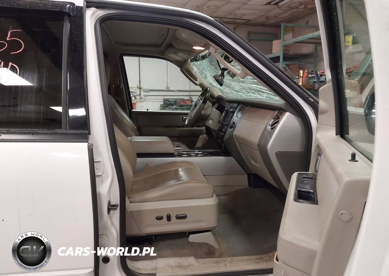 2014 Ford Expedition Limited VIN:1FMJU2A58EEF06311 - 5