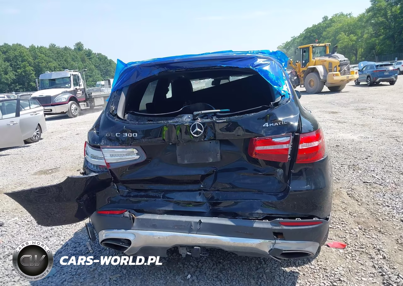 2018 Mercedes-Benz Glc 300 4Matic VIN:WDC0G4KB3JV102053 - 16