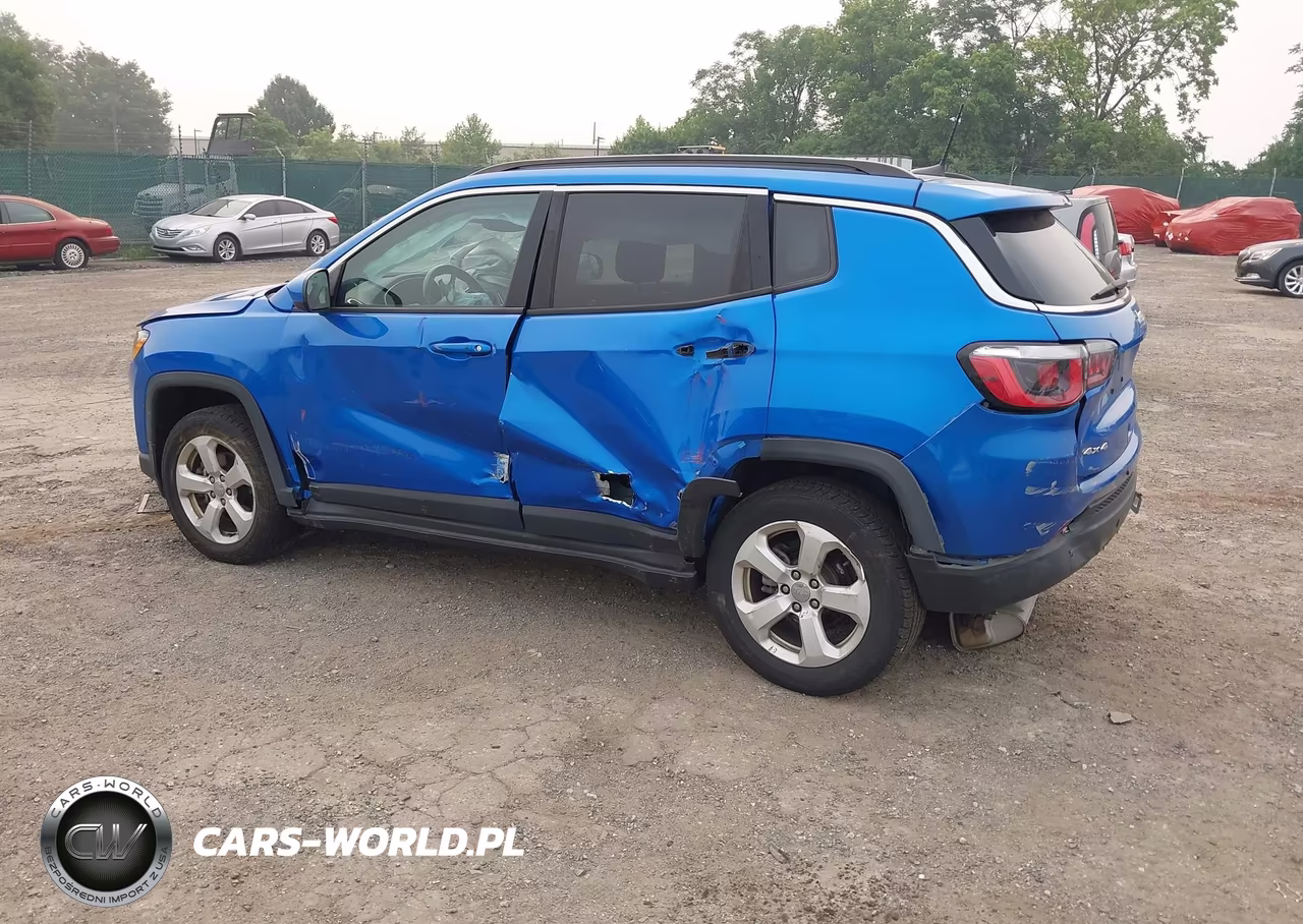2018 Jeep Compass Latitude 4X4 VIN:3C4NJDBB0JT485298 - 3