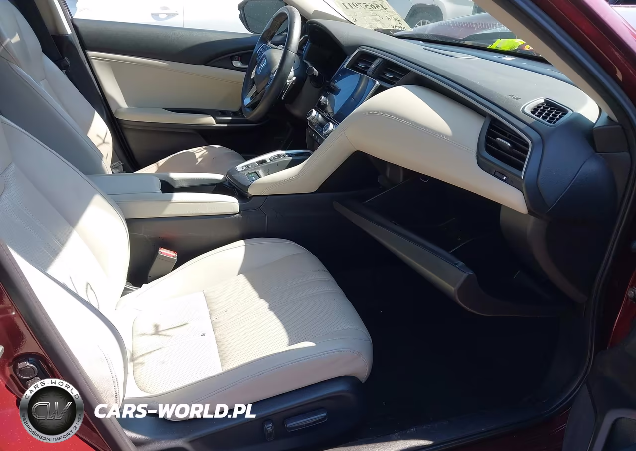 2019 Honda Insight Touring VIN:19XZE4F99KE023339 - 5