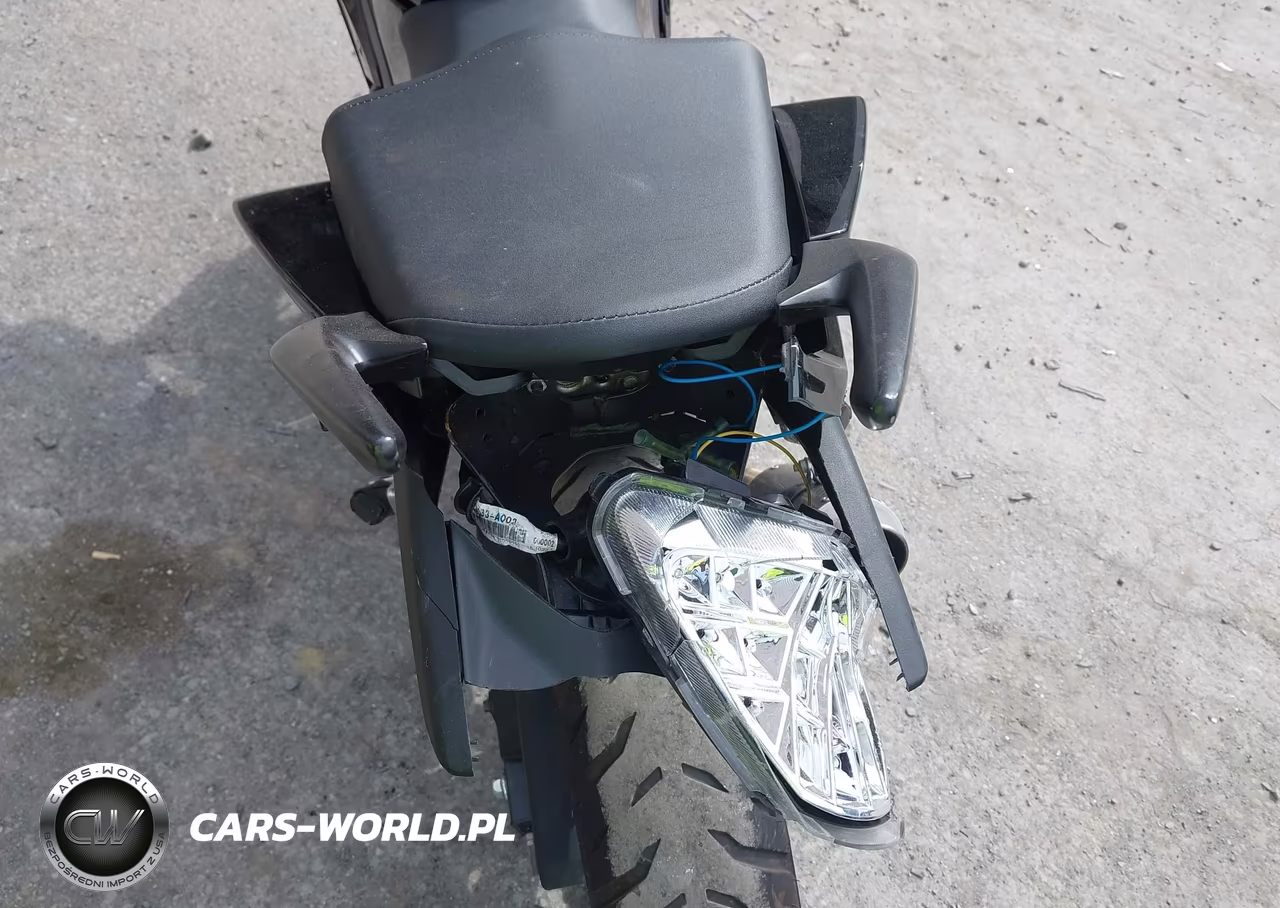 2016 Honda Cbr300 R VIN:MLHNC5106G5200643 - 14