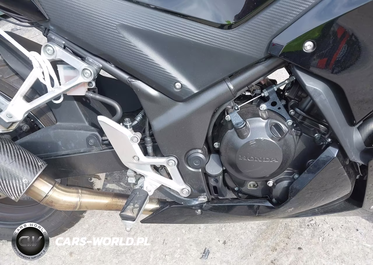 2016 Honda Cbr300 R VIN:MLHNC5106G5200643 - 16