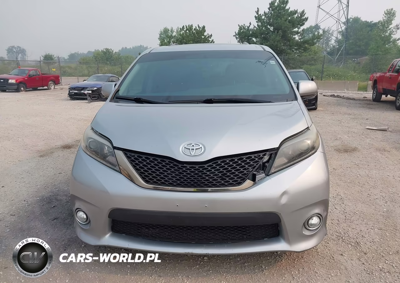 2015 Toyota Sienna Se 8 Passenger-Se Premium 8 Passenger VIN:5TDXK3DC8FS640395 - 12