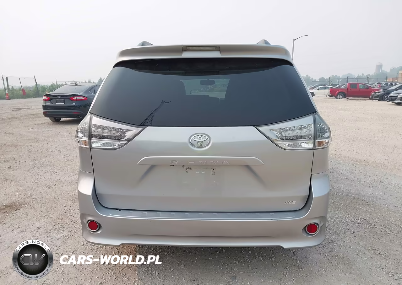 2015 Toyota Sienna Se 8 Passenger-Se Premium 8 Passenger VIN:5TDXK3DC8FS640395 - 16