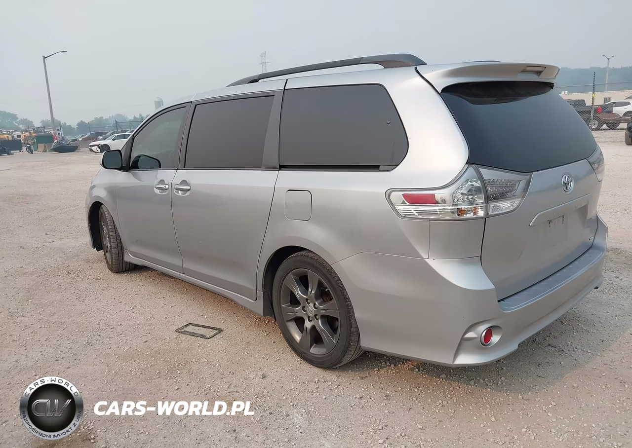 2015 Toyota Sienna Se 8 Passenger-Se Premium 8 Passenger VIN:5TDXK3DC8FS640395 - 3
