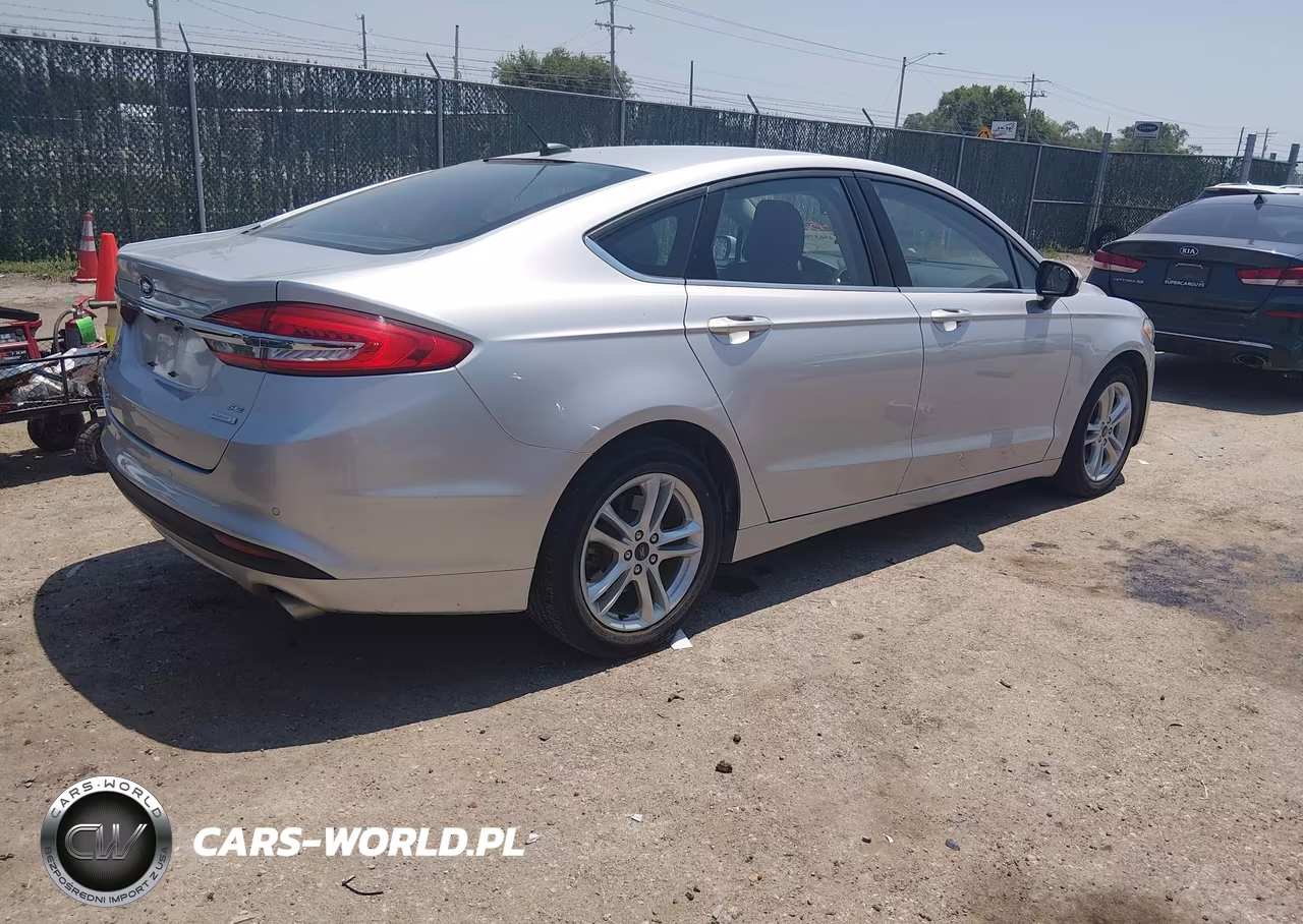 2018 Ford Fusion Se VIN:3FA6P0HD8JR260389 - 4