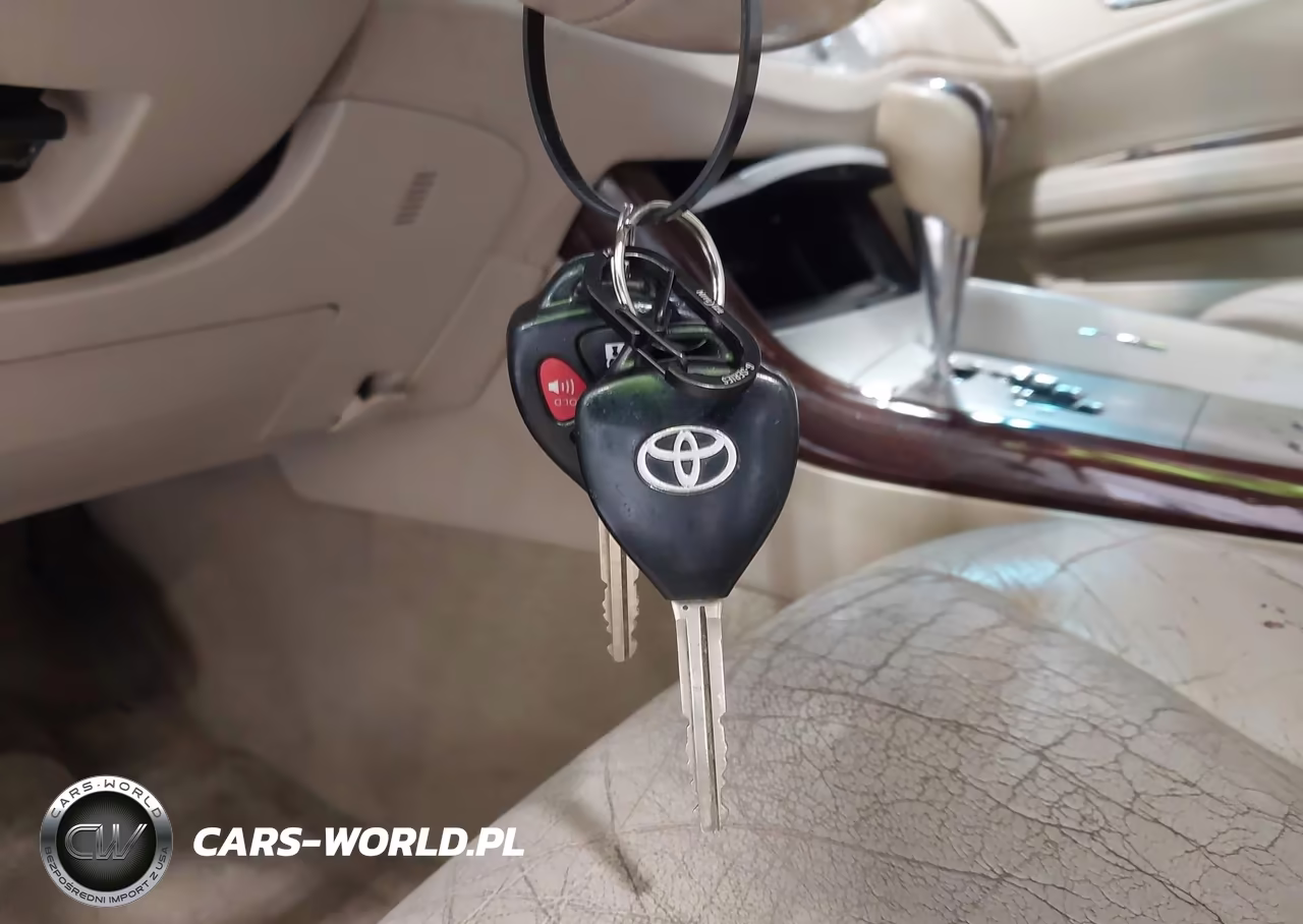 2010 Toyota Avalon Limited-Xl-Xls VIN:4T1BK3DB5AU362993 - 11
