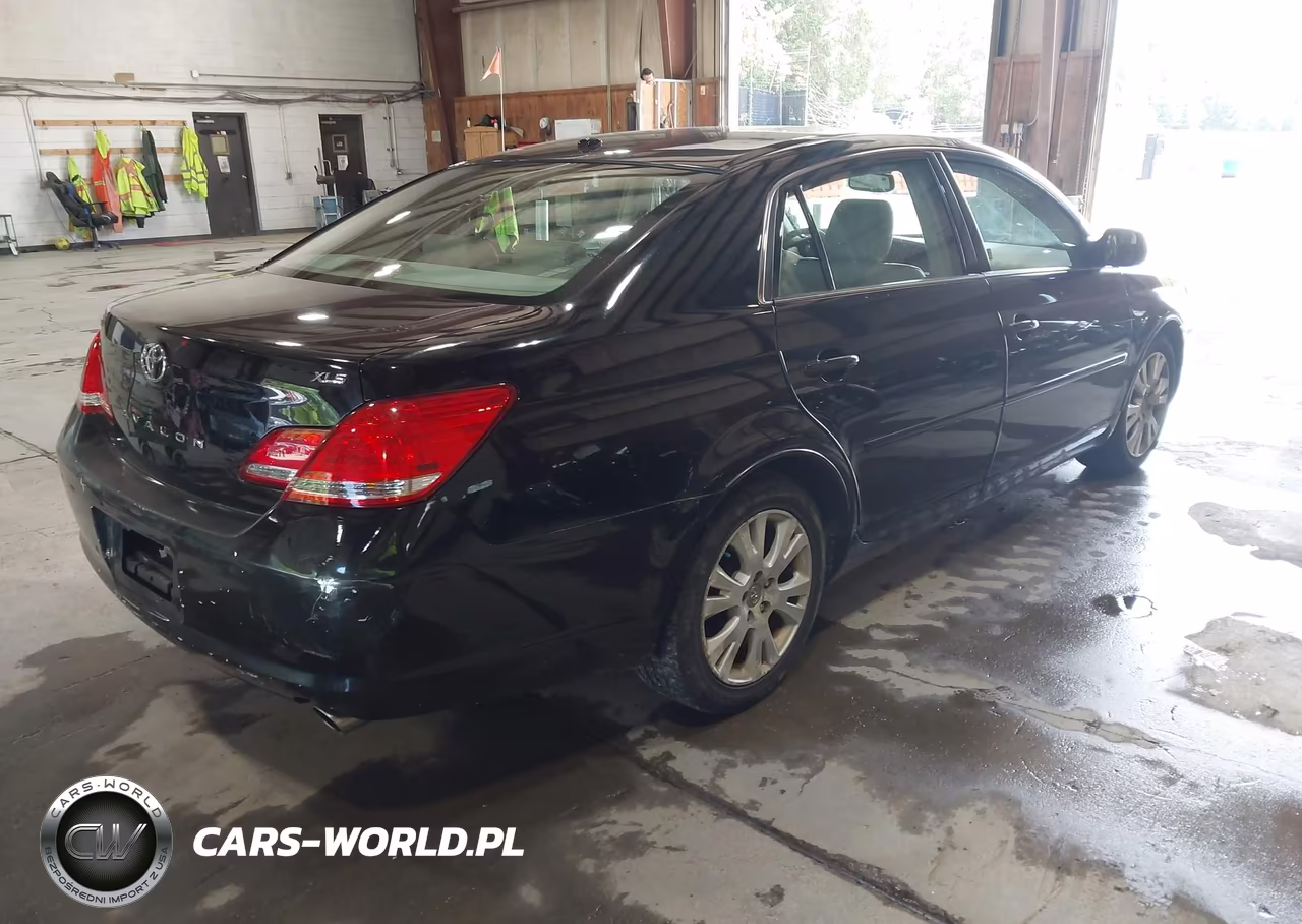 2010 Toyota Avalon Limited-Xl-Xls VIN:4T1BK3DB5AU362993 - 4