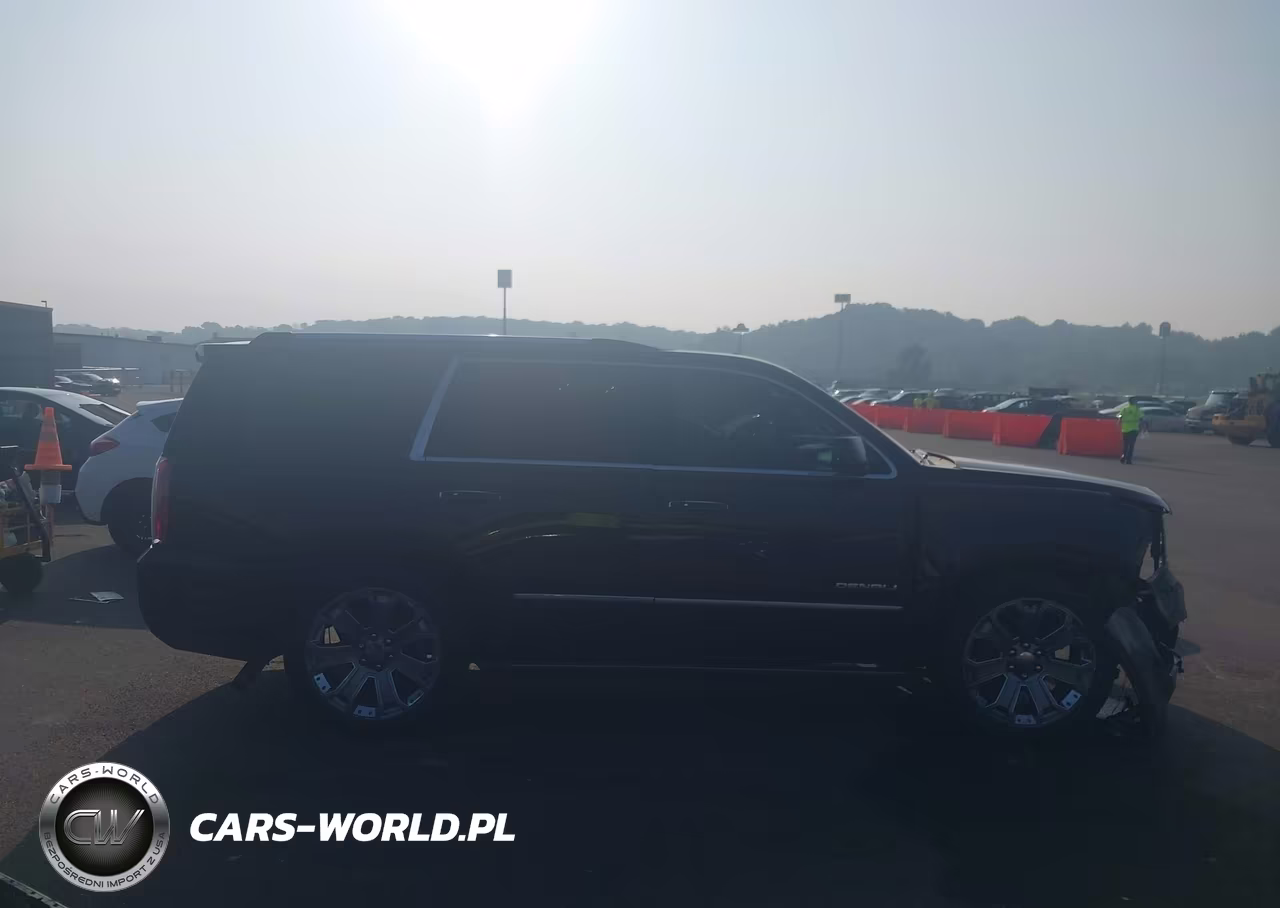 2015 GMC Yukon Denali VIN:1GKS2CKJXFR657830 - 14