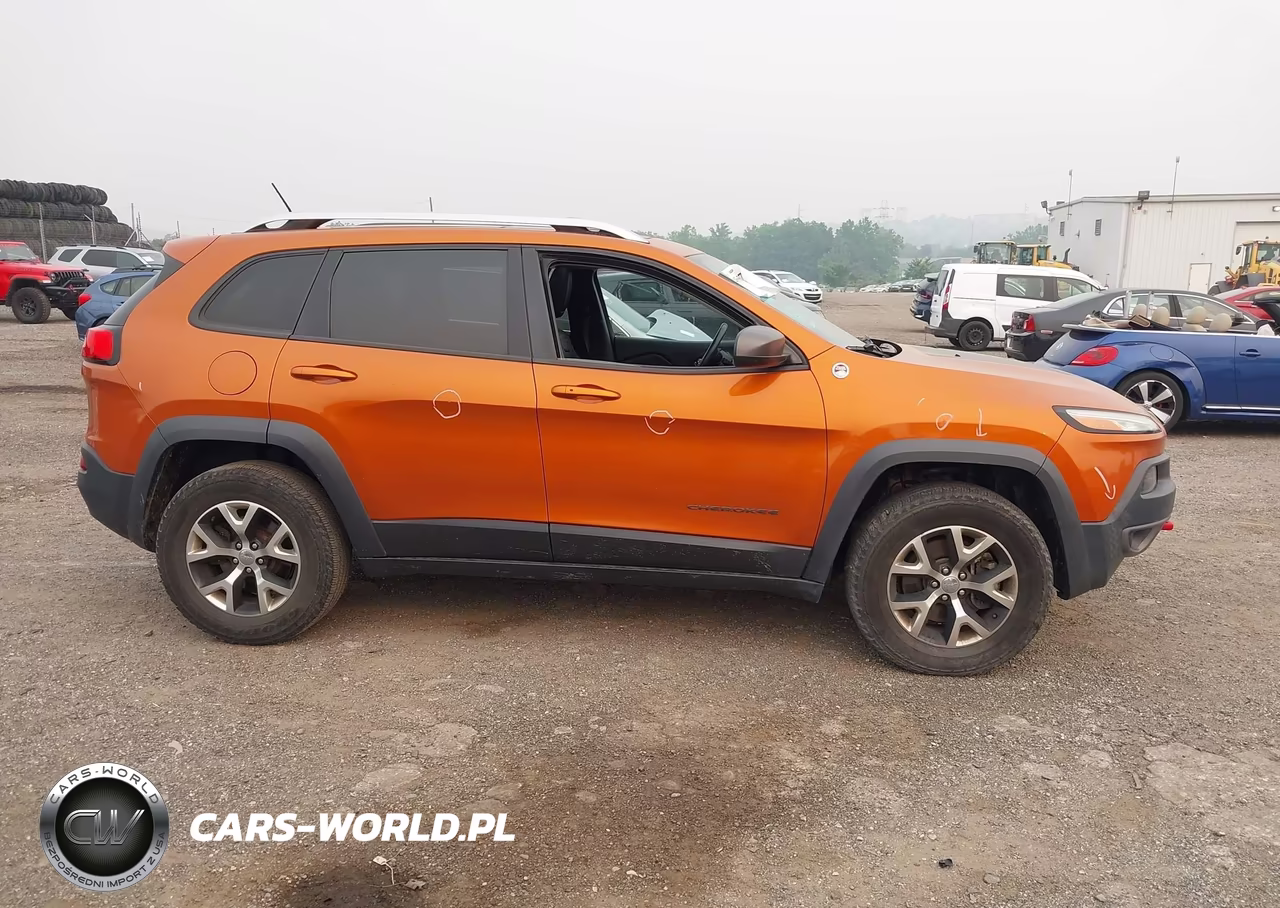 2015 Jeep Cherokee VIN:1C4PJMBS3FW649749 - 13