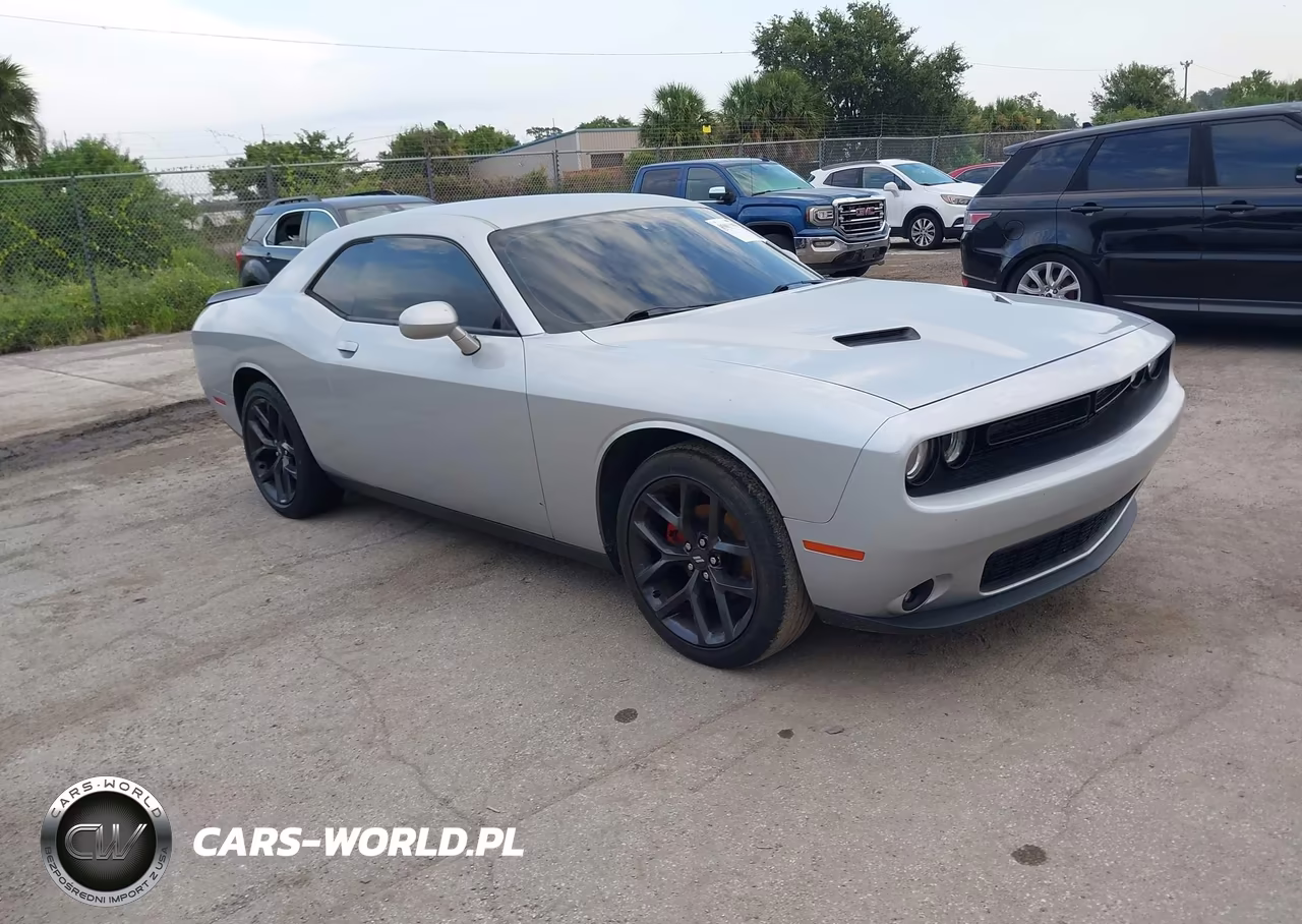 DODGE CHALLENGER – zdjęcie 1 z 16