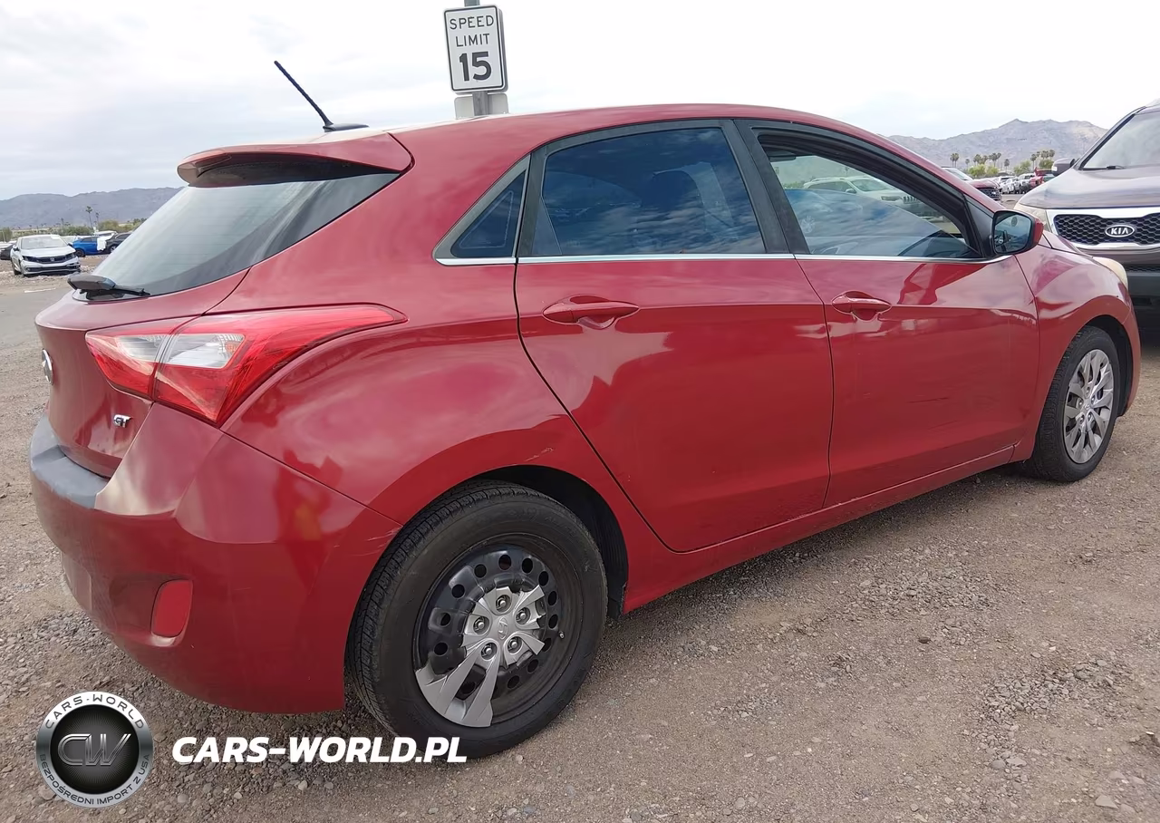 2017 Hyundai Elantra Gt VIN:KMHD35LH1HU365892 - 4