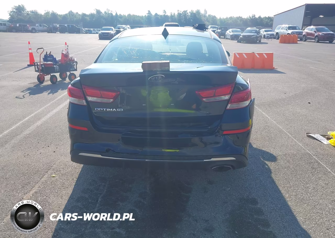 2020 Kia Optima Lx VIN:5XXGT4L36LG428161 - 16