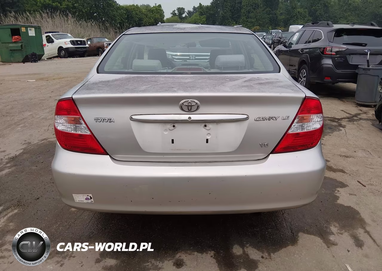 2003 Toyota Camry Le V6 VIN:4T1BF32K33U046843 - 17