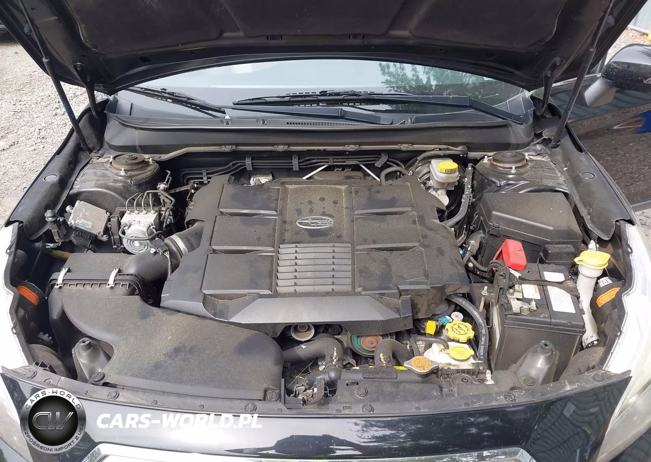 2015 Subaru Outback 3.6R Limited VIN:4S4BSENC5F3331680 - 10