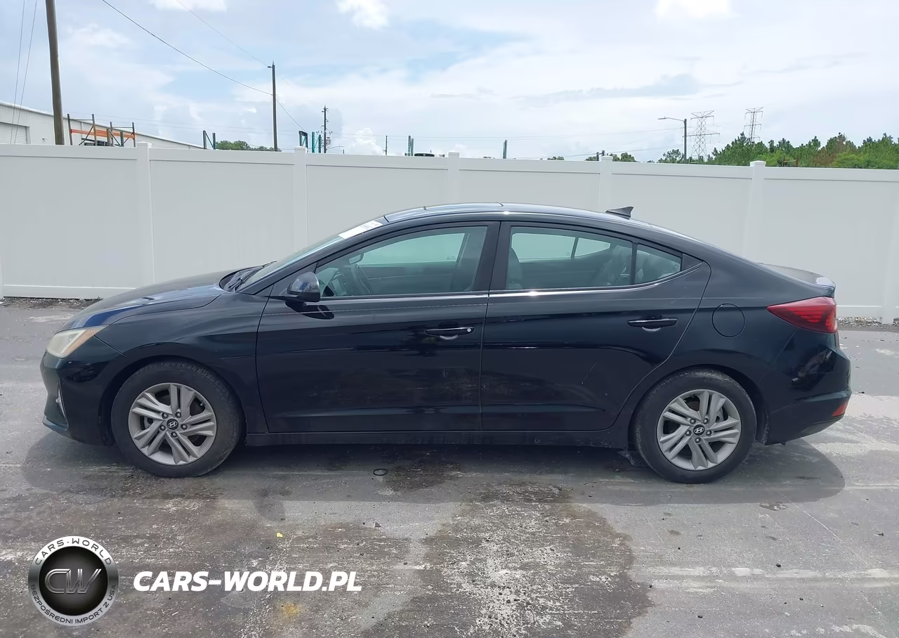 2019 Hyundai Elantra Value Edition VIN:KMHD84LFXKU831658 - 14