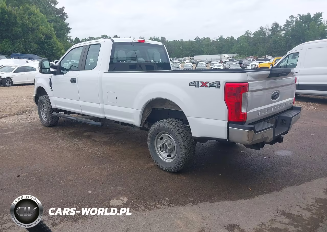 2018 Ford F-250 Xl VIN:1FT7X2B65JEC22187 - 3