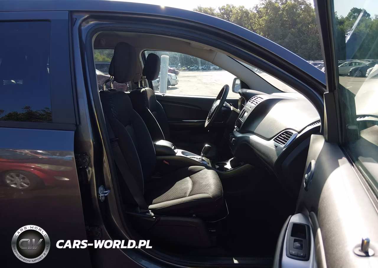2017 Dodge Journey Se VIN:3C4PDCAB1HT653553 - 5