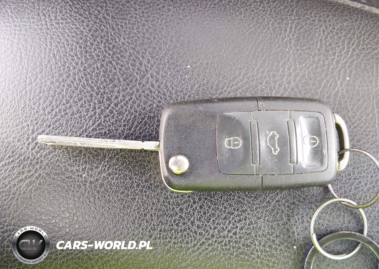 2008 Volkswagen New Beetle S VIN:3VWPF31Y38M400465 - 11