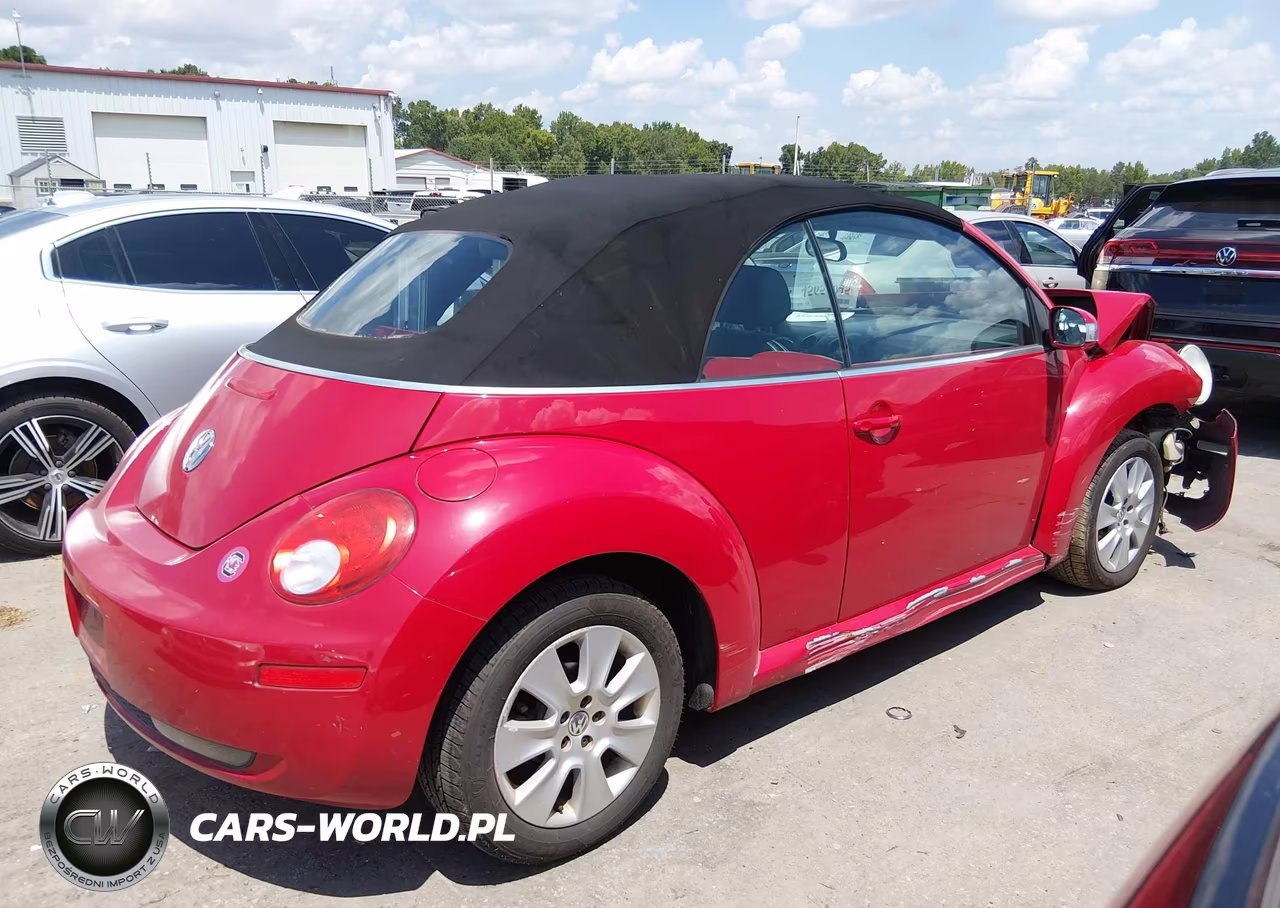 2008 Volkswagen New Beetle S VIN:3VWPF31Y38M400465 - 4