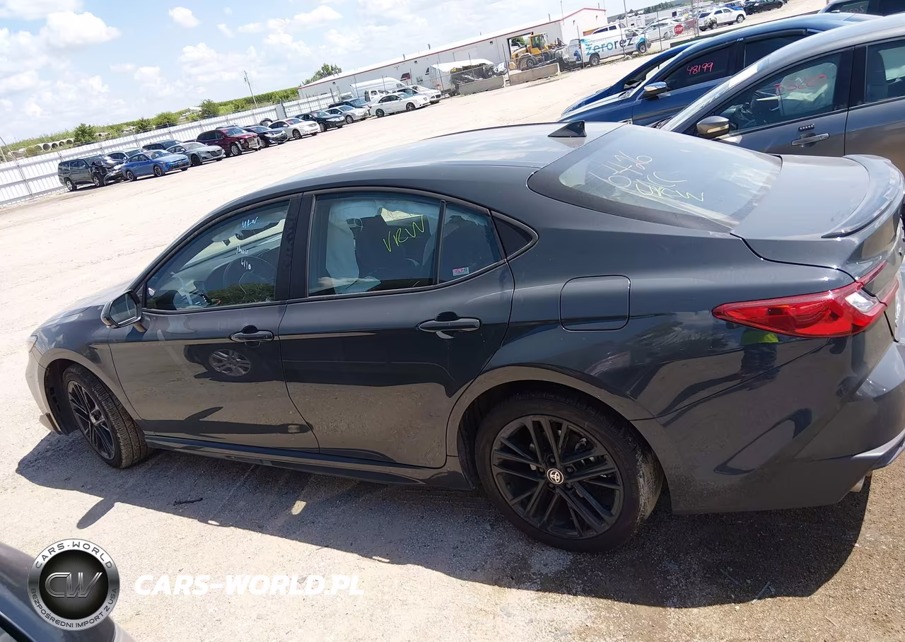 2025 Toyota Camry Se VIN:4T1DAACK5SU604460 - 14