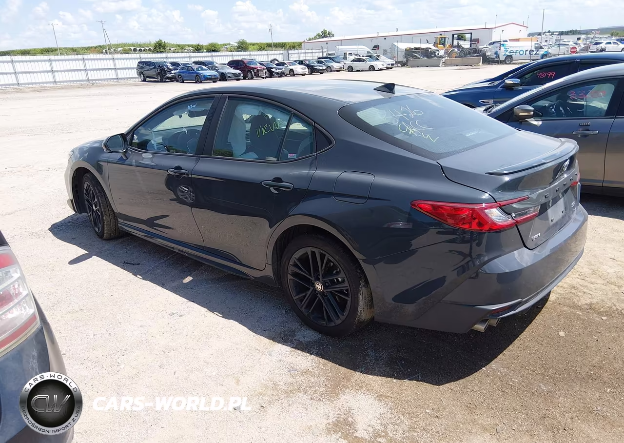 2025 Toyota Camry Se VIN:4T1DAACK5SU604460 - 3