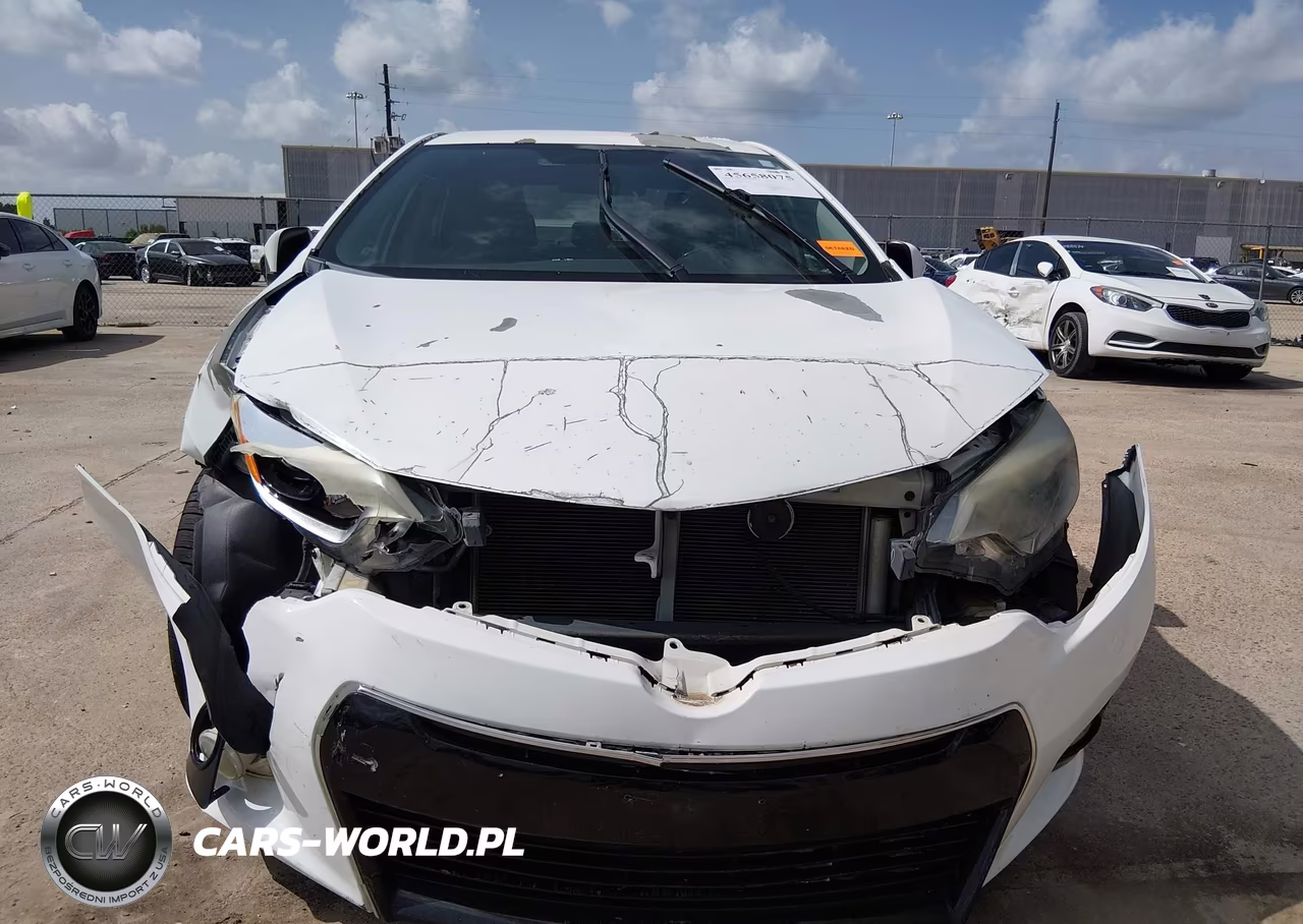 2015 Toyota Corolla S Plus VIN:5YFBURHE6FP362169 - 11