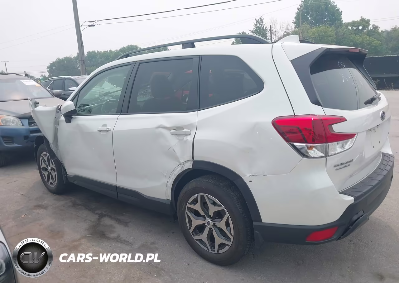 2019 Subaru Forester Premium VIN:JF2SKAGC6KH588565 - 15