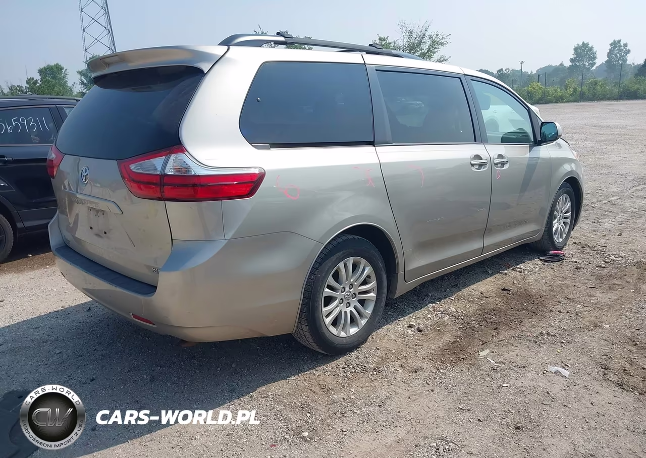 2015 Toyota Sienna Xle 8 Passenger VIN:5TDYK3DC1FS600437 - 4