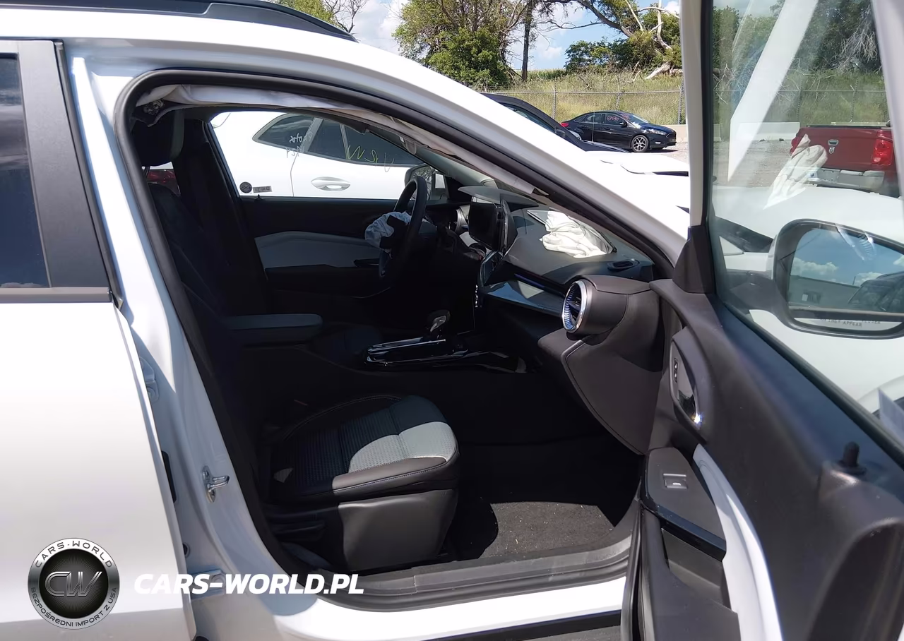 2026 Chevrolet Trax Fwd Lt VIN:KL77LHEP3TC127948 - 5