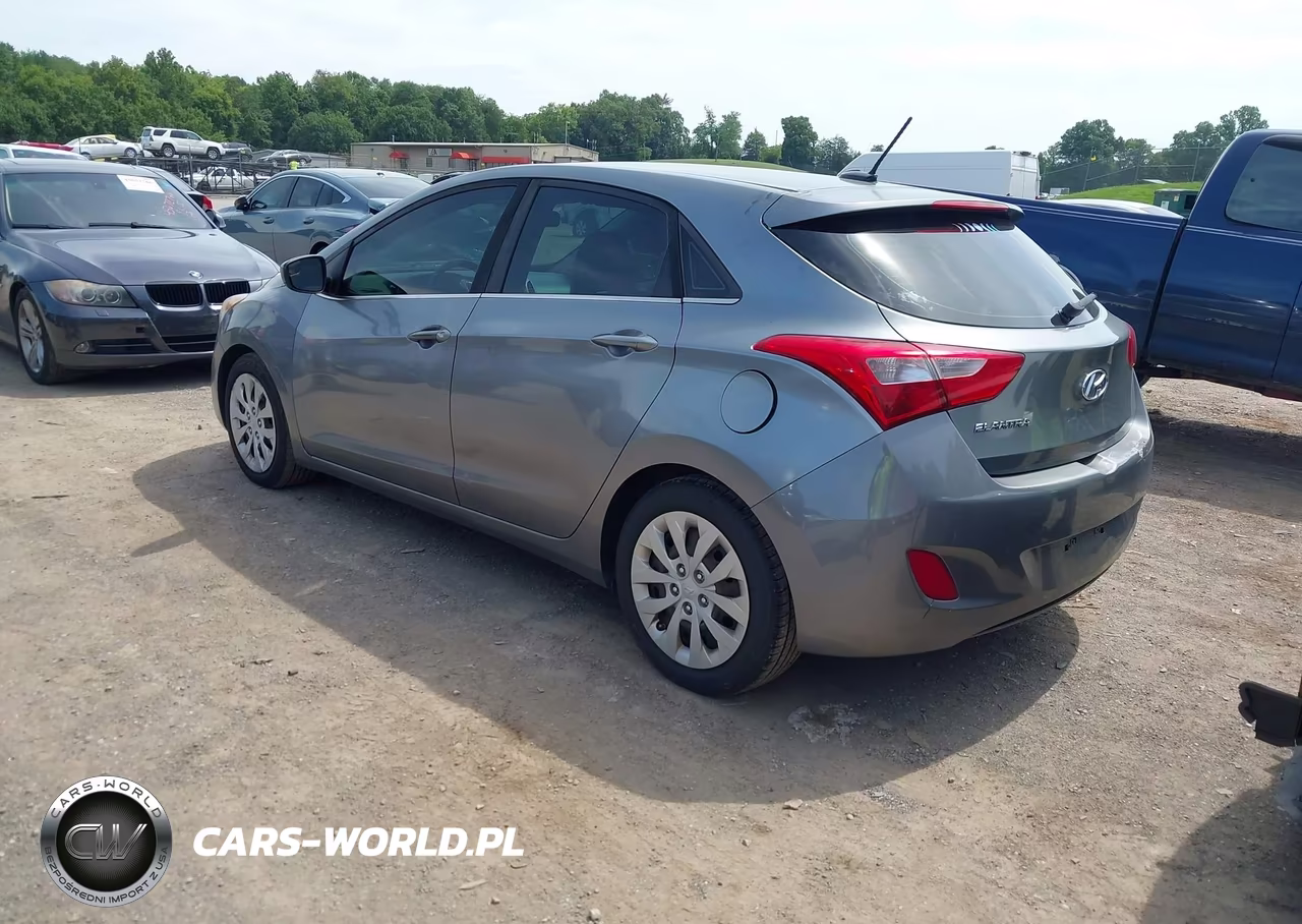 2017 Hyundai Elantra Gt VIN:KMHD35LH5HU358430 - 3