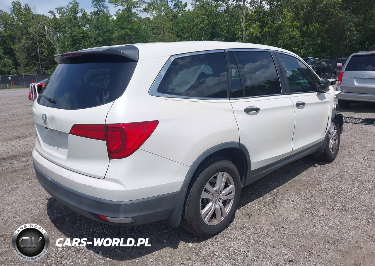 2017 Honda Pilot Lx VIN:5FNYF5H11HB033842 - 4