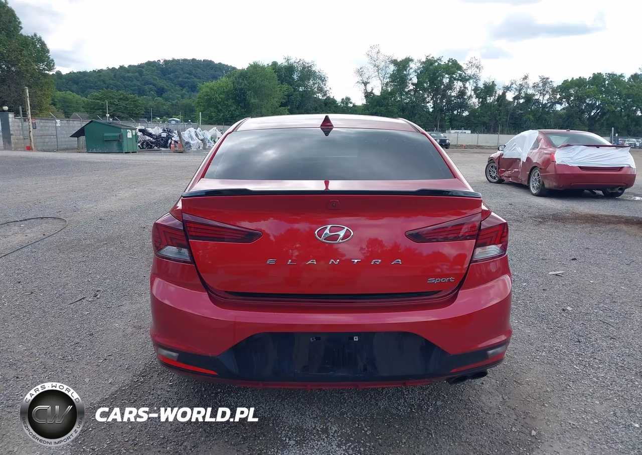 2019 Hyundai Elantra Sport VIN:KMHD04LB6KU841902 - 16