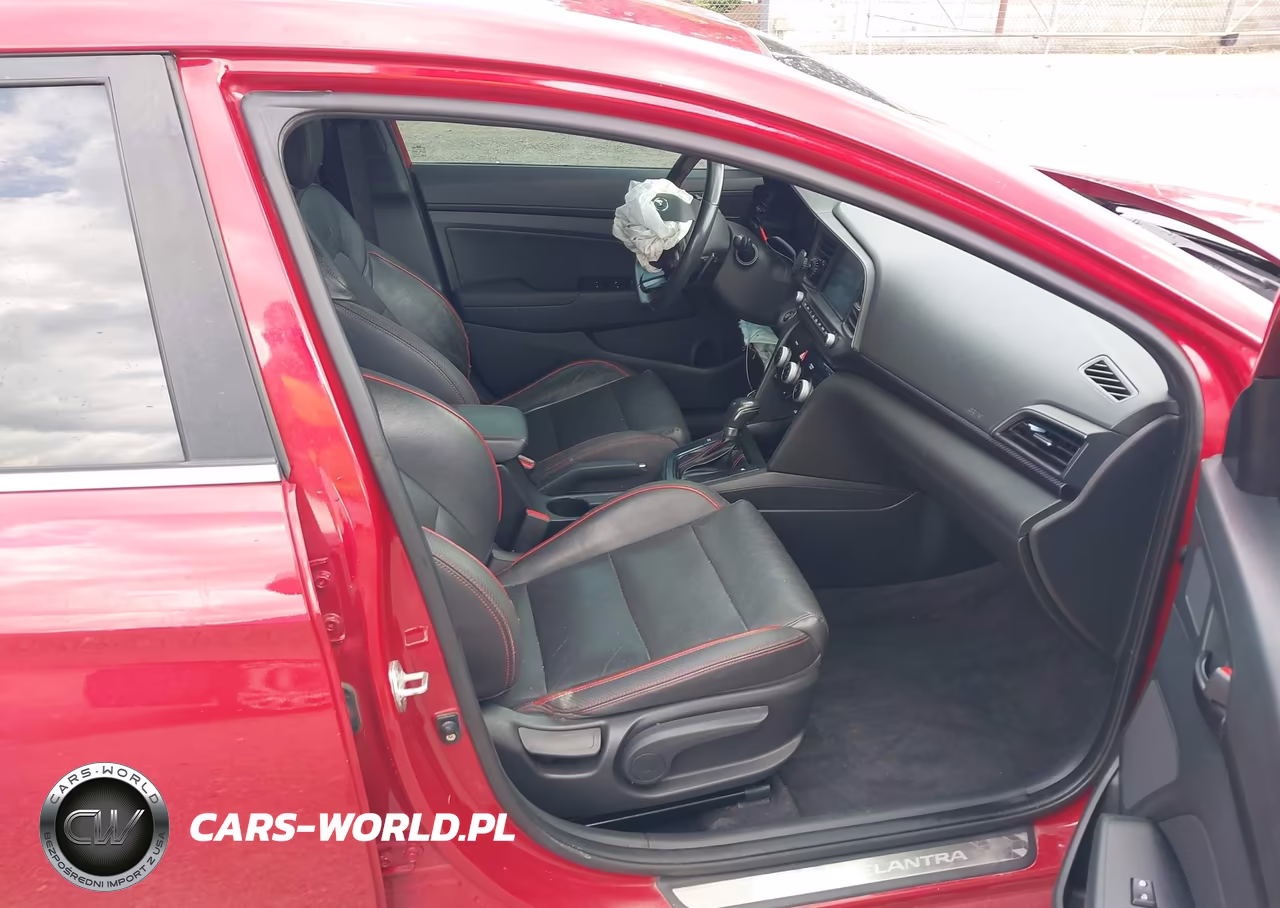 2019 Hyundai Elantra Sport VIN:KMHD04LB6KU841902 - 5