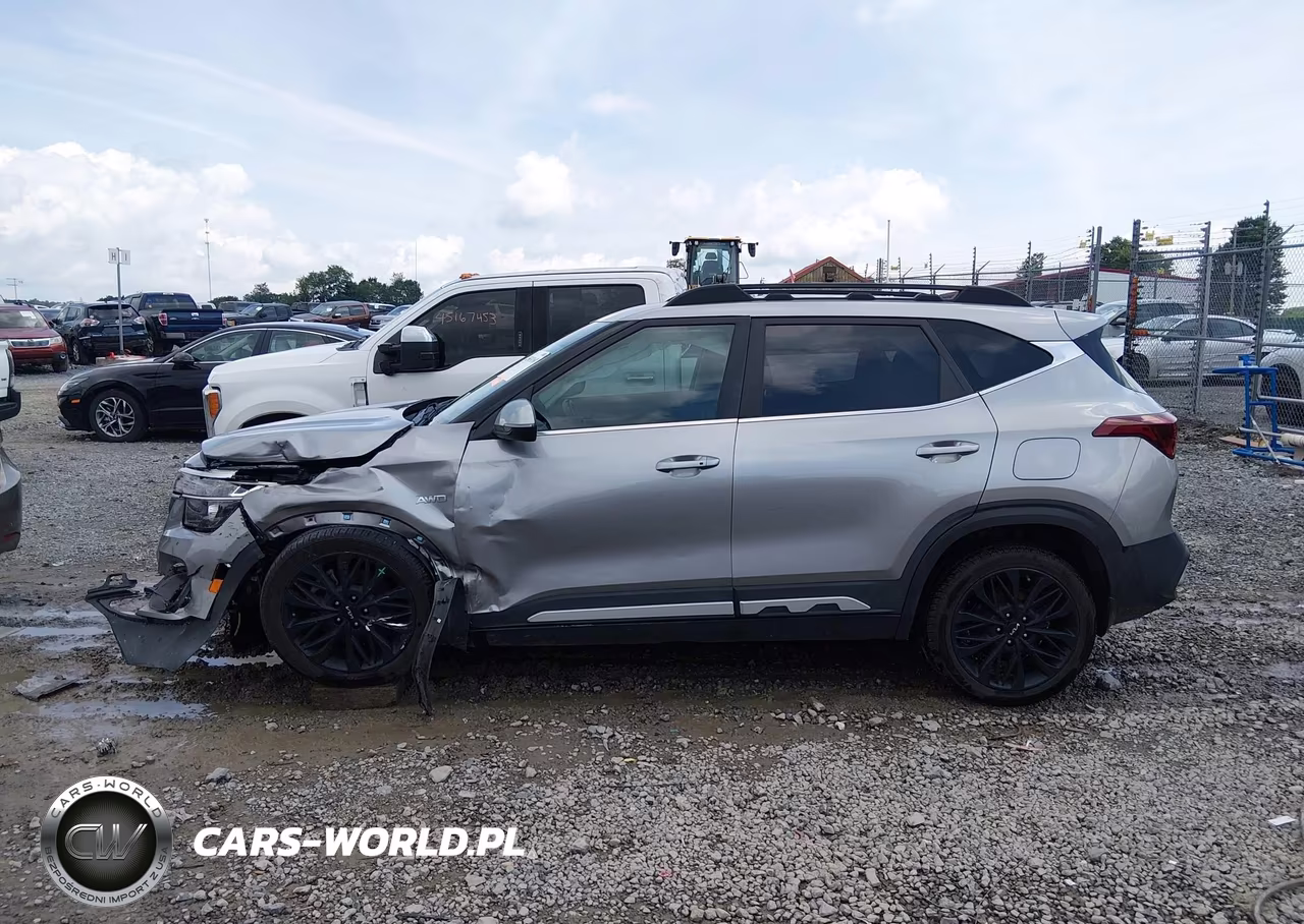 2022 Kia Seltos Nightfall Edition VIN:KNDEUCA26N7340912 - 15