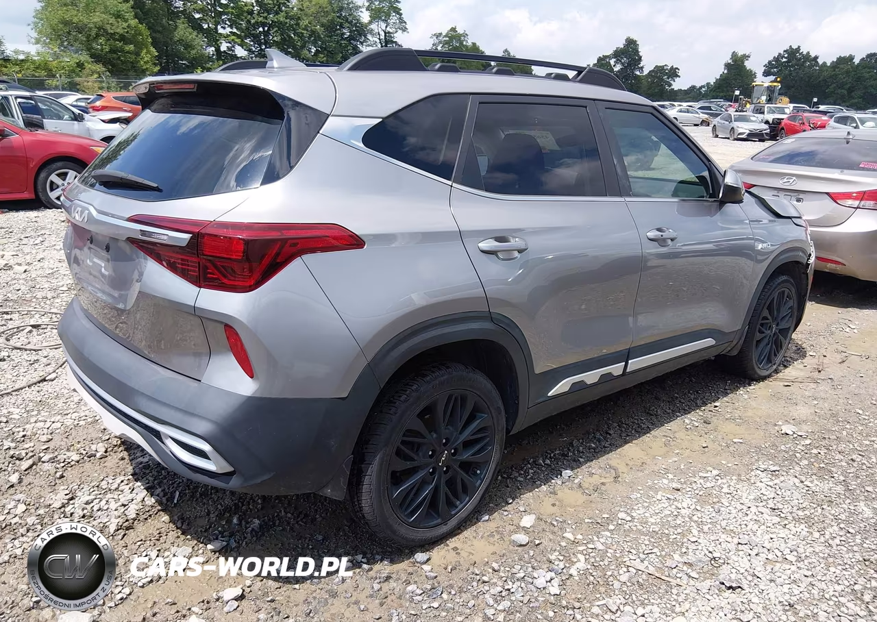 2022 Kia Seltos Nightfall Edition VIN:KNDEUCA26N7340912 - 4