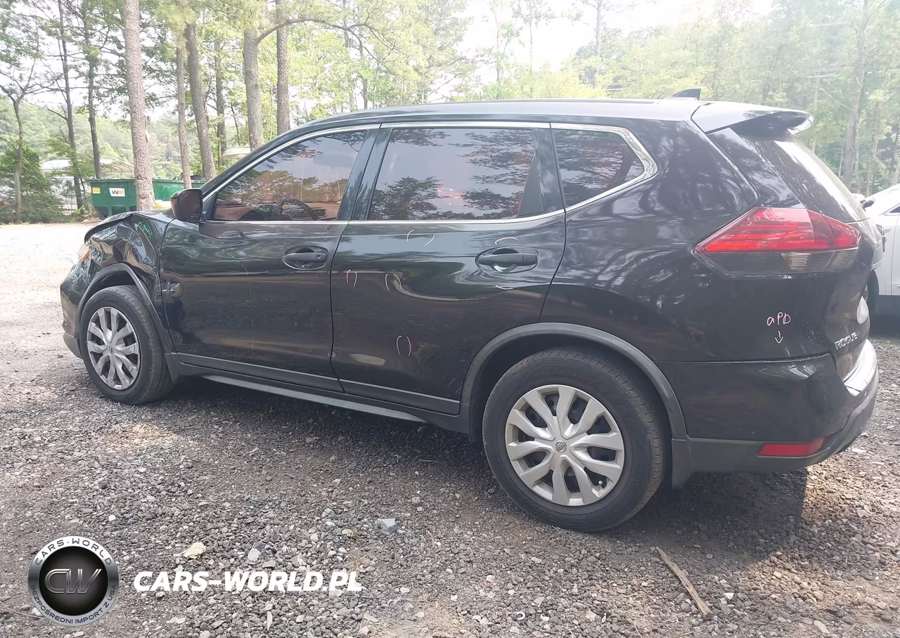 2017 Nissan Rogue S VIN:JN8AT2MT5HW386696 - 3