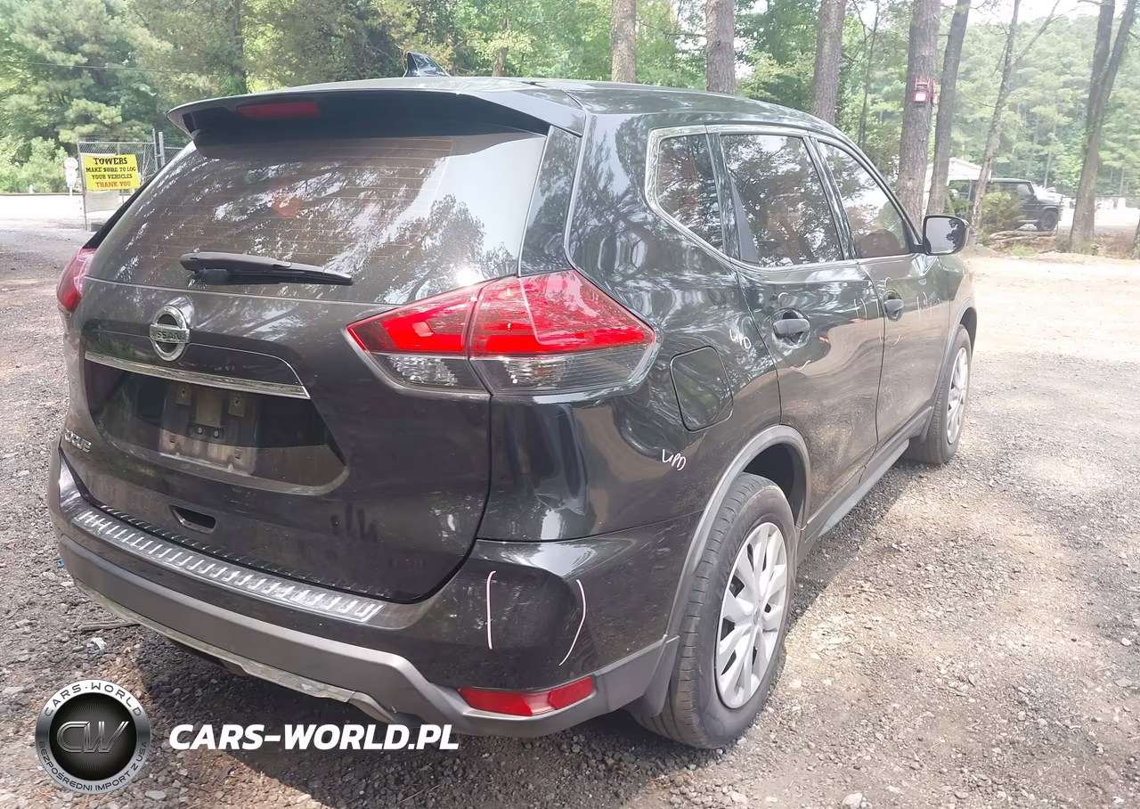 2017 Nissan Rogue S VIN:JN8AT2MT5HW386696 - 4
