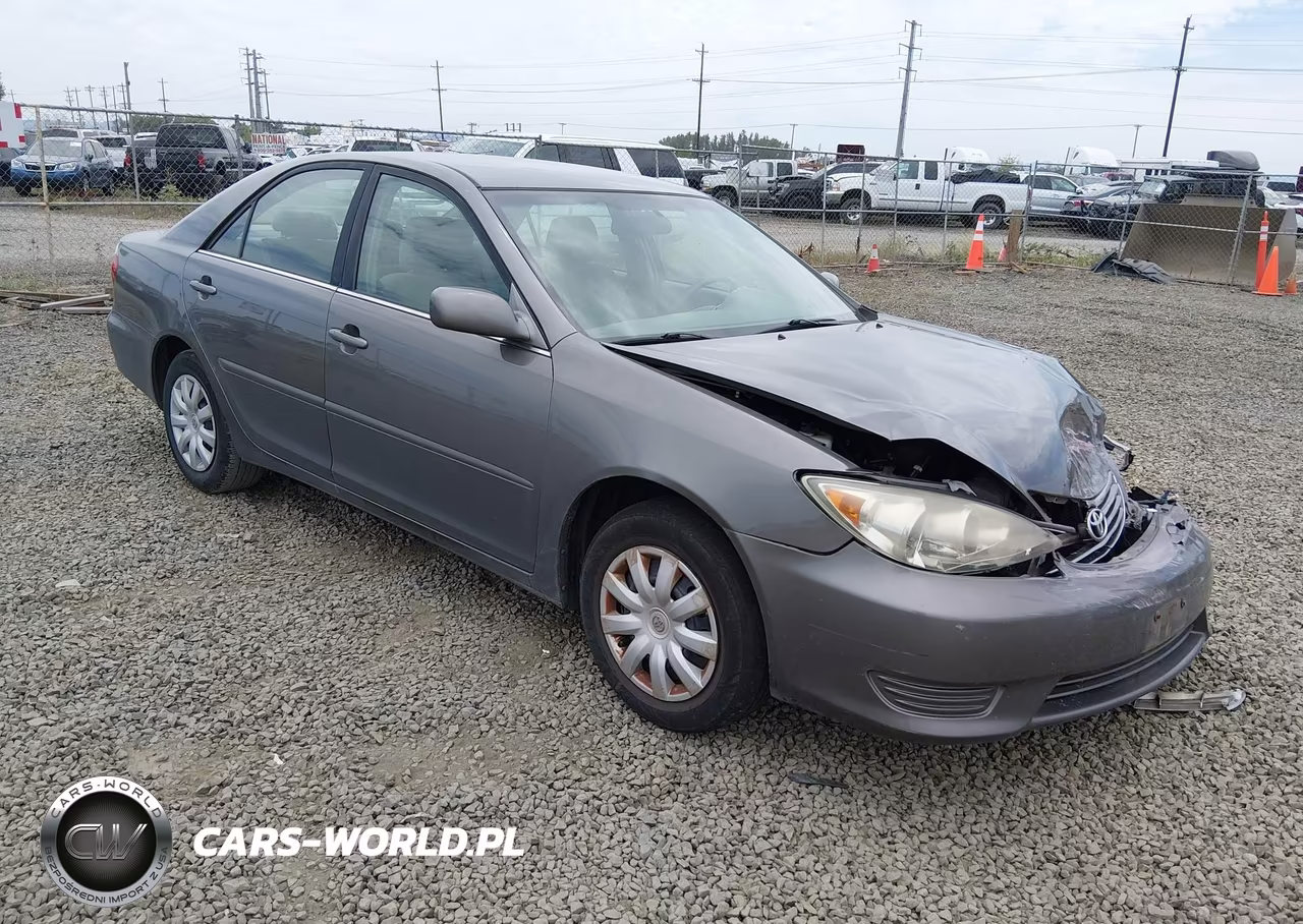 2005 Toyota Camry Le