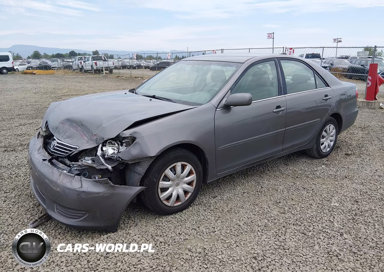 2005 Toyota Camry Le VIN:4T1BE32K65U511279 - 2