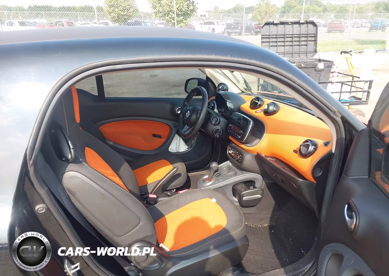 2016 Smart Fortwo Passion VIN:WMEFJ5DA1GK051837 - 5