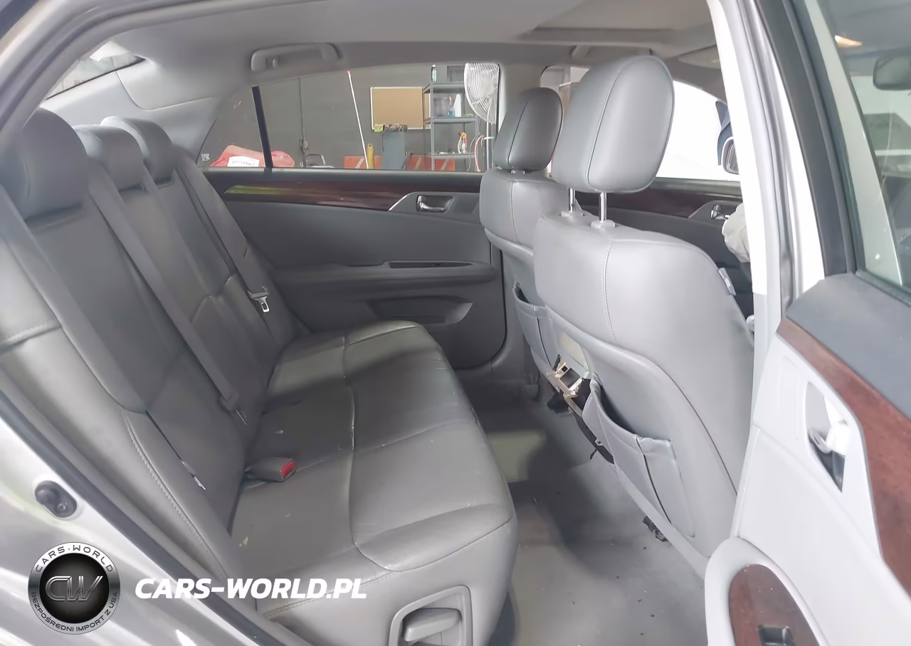 2010 Toyota Avalon Xls VIN:4T1BK3DB4AU364413 - 8