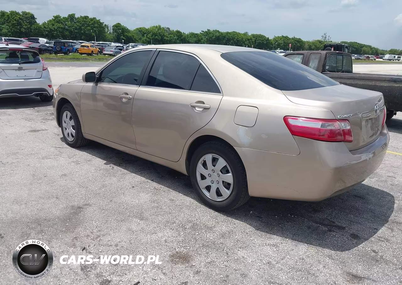 2007 Toyota Camry Le VIN:4T1BE46K47U727084 - 3
