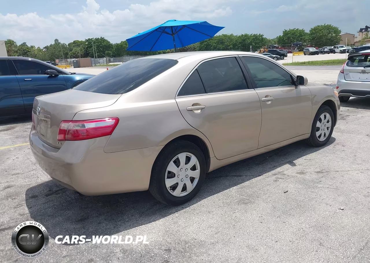 2007 Toyota Camry Le VIN:4T1BE46K47U727084 - 4