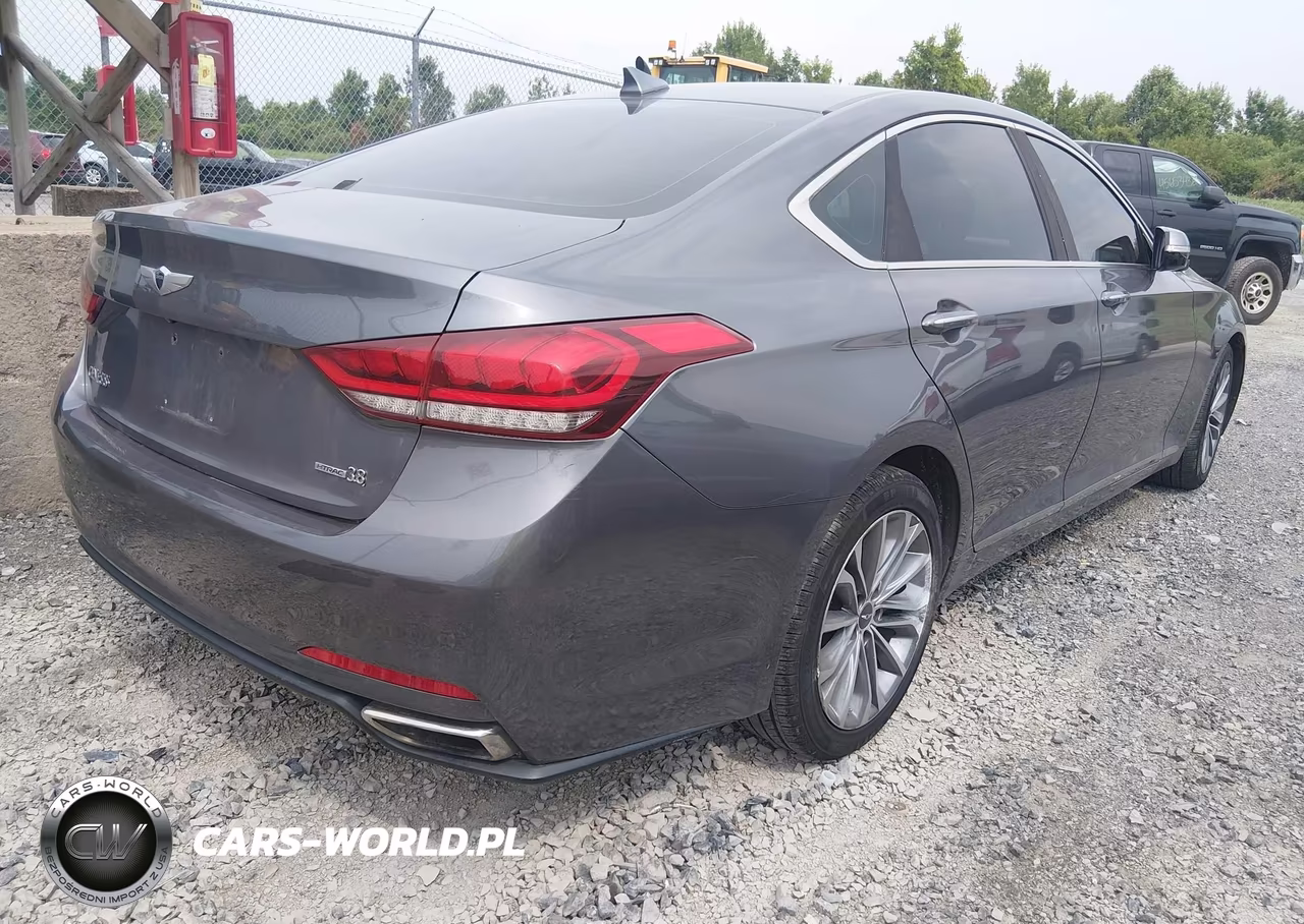 2015 Hyundai Genesis 3.8 VIN:KMHGN4JE3FU099945 - 4