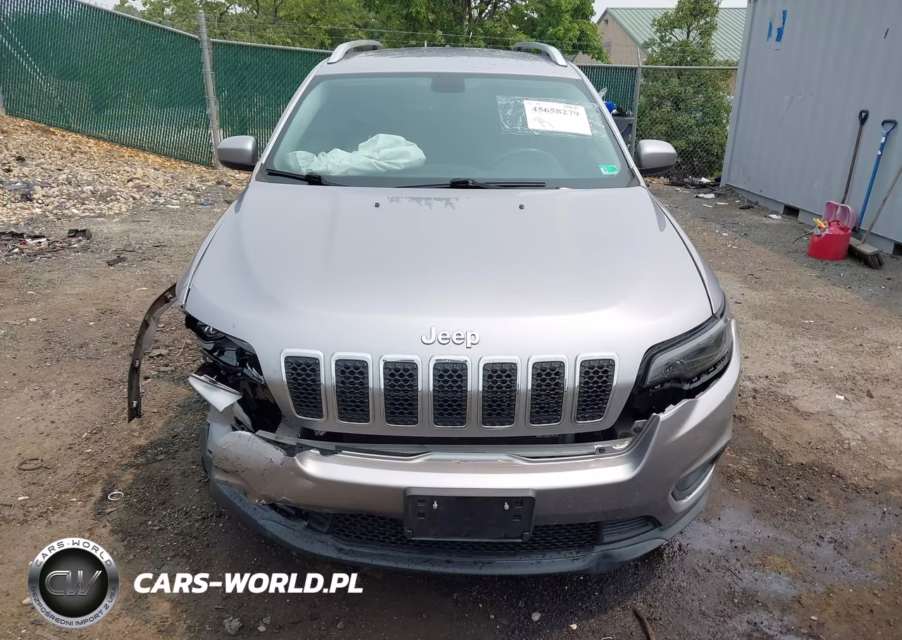 2019 Jeep Cherokee Latitude Plus 4X4 VIN:1C4PJMLX9KD138224 - 12