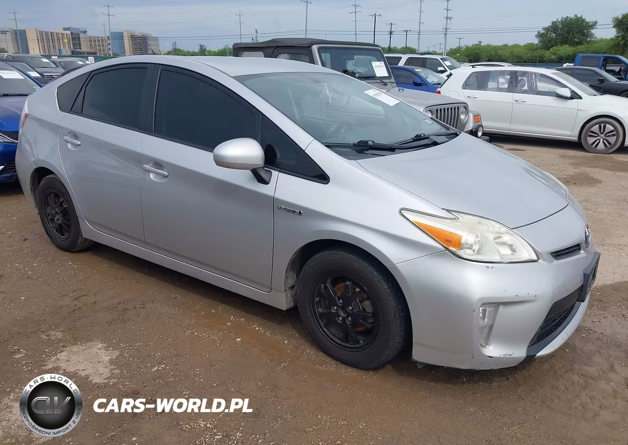 2014 Toyota Prius Two – zdjęcie 1 z 16