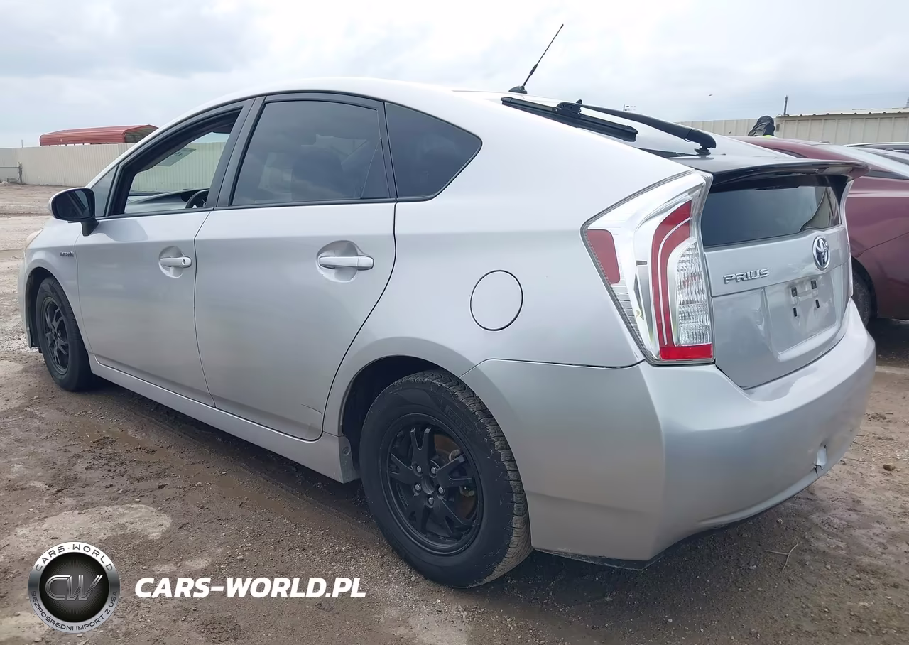 2014 Toyota Prius Two VIN:JTDKN3DUXE1801464 - 3