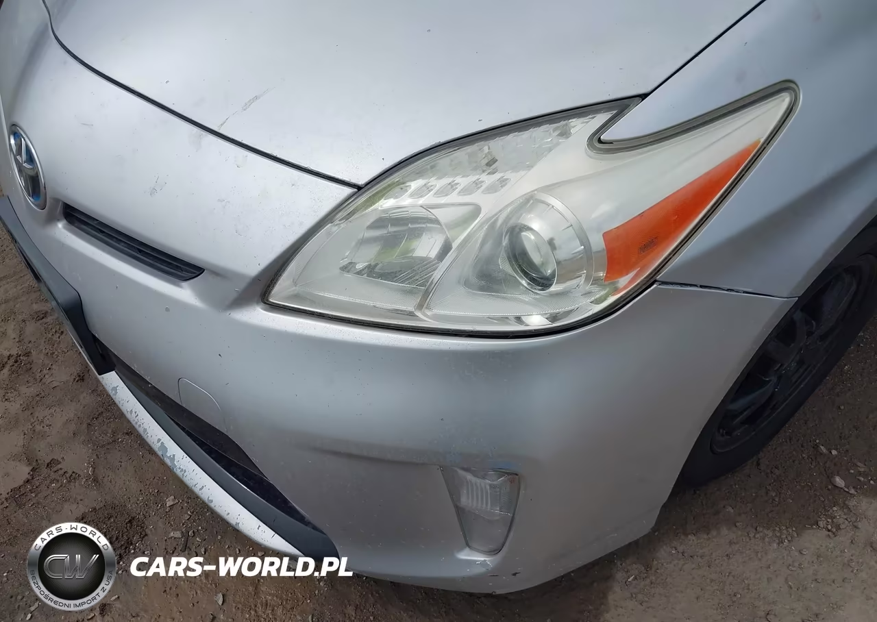 2014 Toyota Prius Two VIN:JTDKN3DUXE1801464 - 6